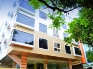 Hotel Sanman Gardenia Bangalore Exterior foto